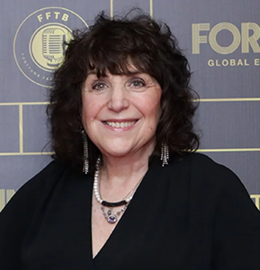 Dr Linda Salvin